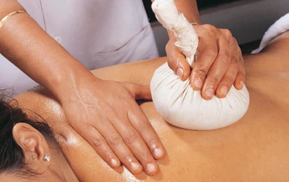 Podikizhi therapy